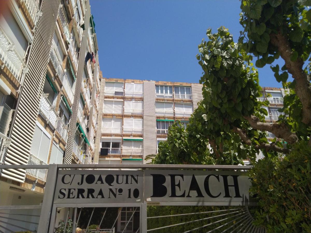 Апартаменты Charme Et Cocooning A La Plage Ла-Пинеда Экстерьер фото
